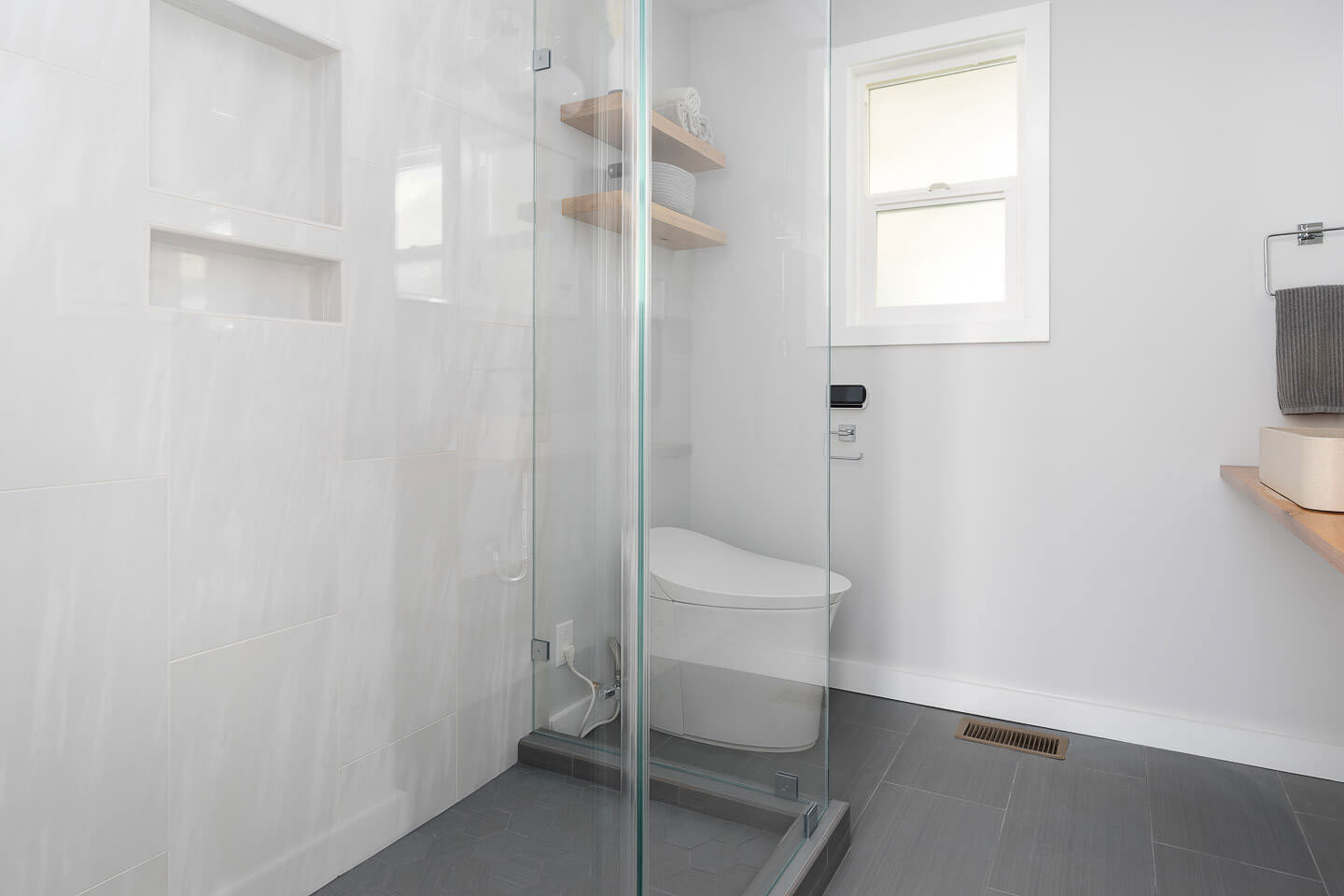 Home Quality Remodeling Inc. | Outdoor Living, Kitchen Remodeling and GC   Home Remodeling