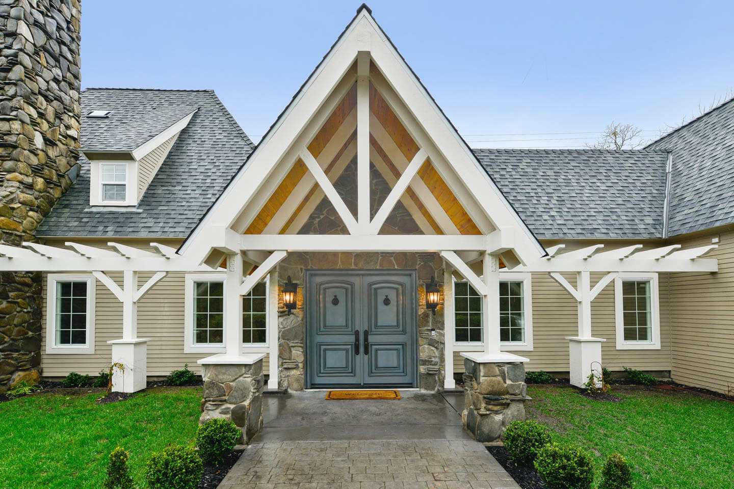 Home Quality Remodeling Inc. | Outdoor Living, GC   Home Remodeling and Bathroom Remodeling