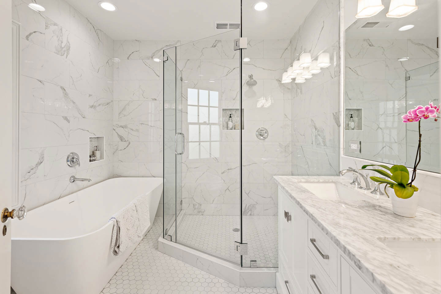 Home Quality Remodeling Inc. | Outdoor Living, GC   Home Remodeling and Bathroom Remodeling