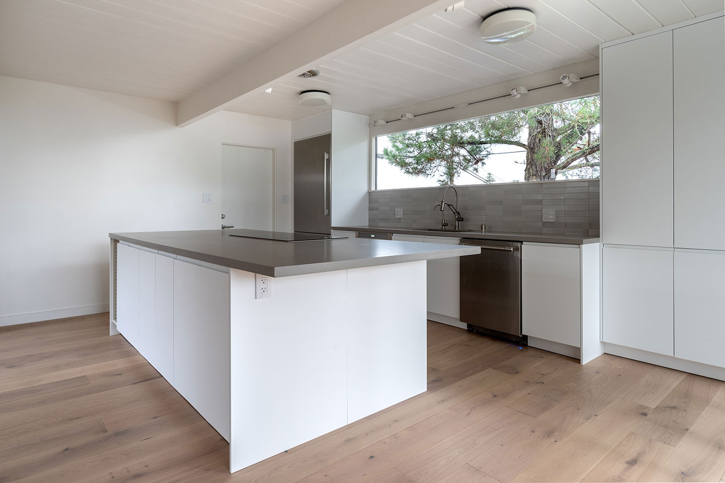 Home Quality Remodeling Inc. | Bathroom Remodeling, Outdoor Living and Room Additions
