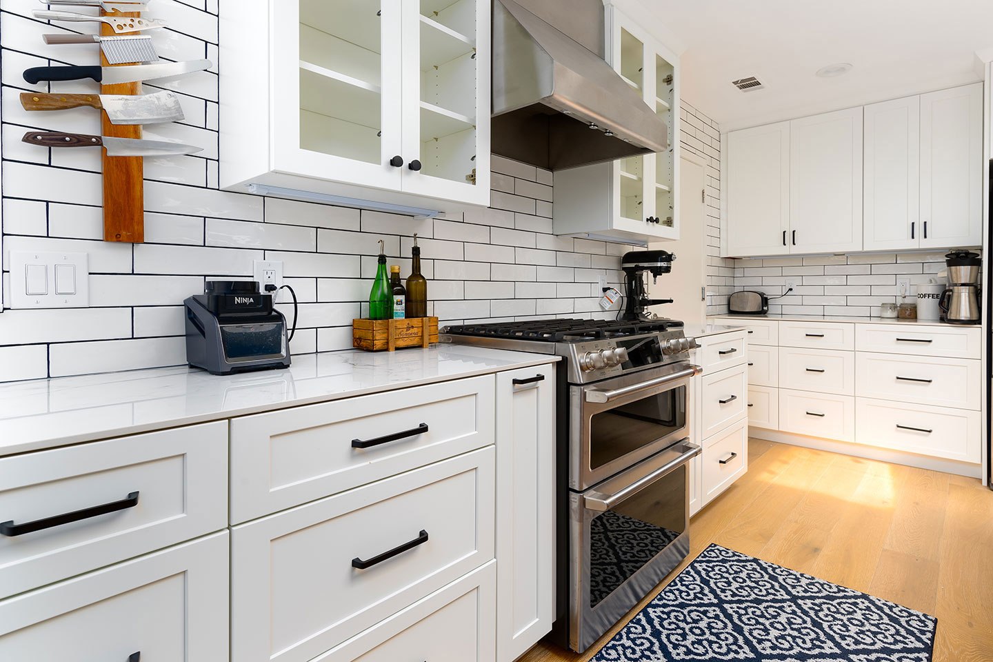 Home Quality Remodeling Inc. | Kitchen Remodeling, GC   Home Remodeling and Outdoor Living