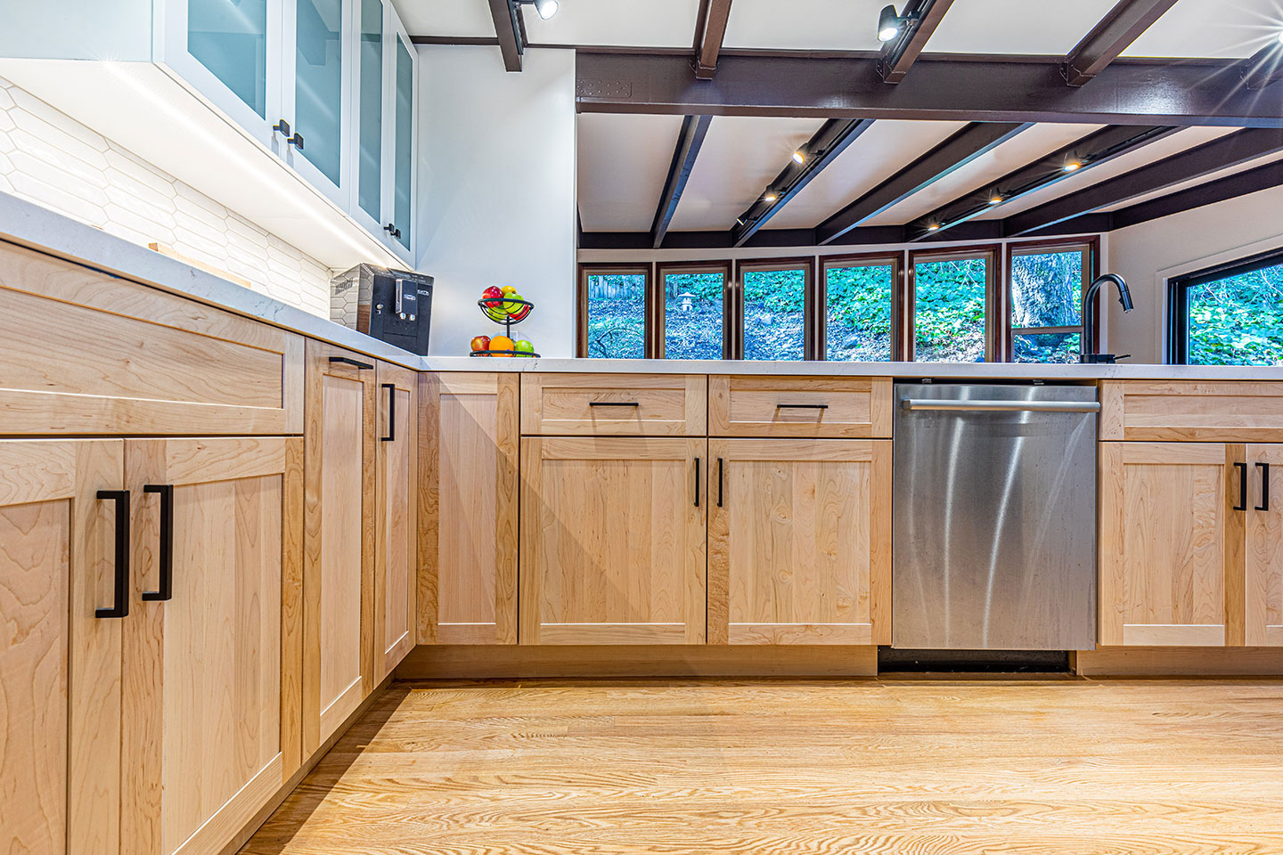 Home Quality Remodeling Inc. | Outdoor Living, GC   Home Remodeling and Bathroom Remodeling